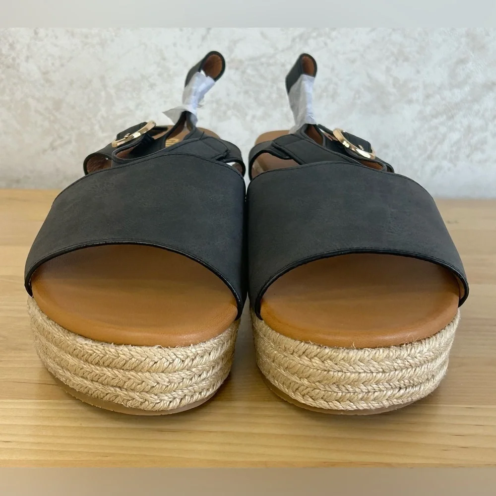 Black Scalloped Espadrille Platform Sandals Size 9 NWT In Box